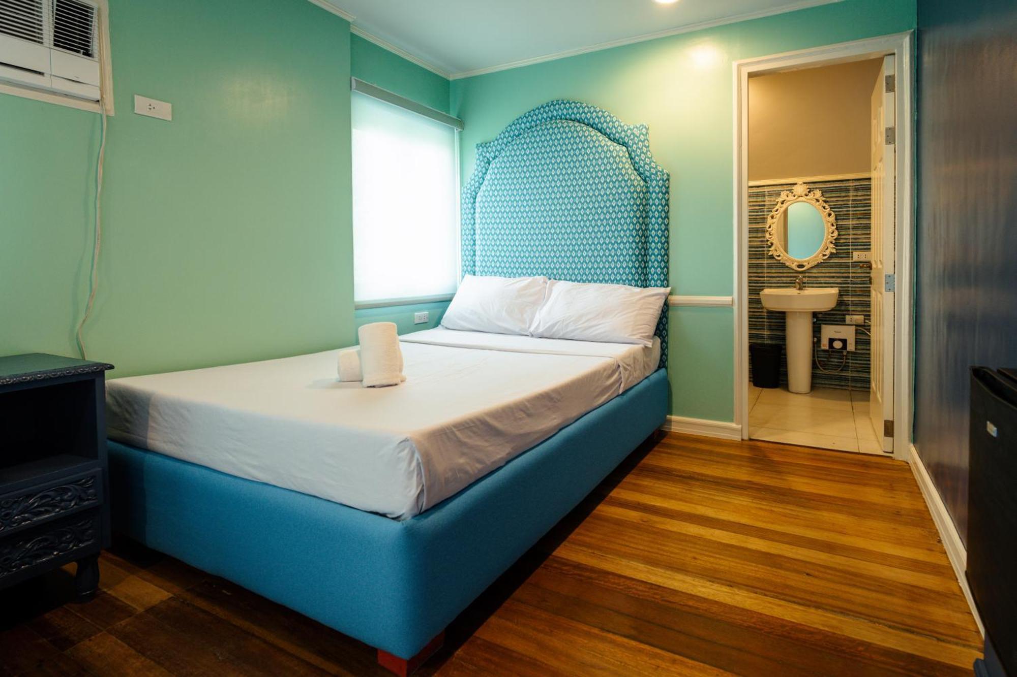 タガイタイ Jacobs Hill Tagaytay Bed & Breakfast エクステリア 写真
