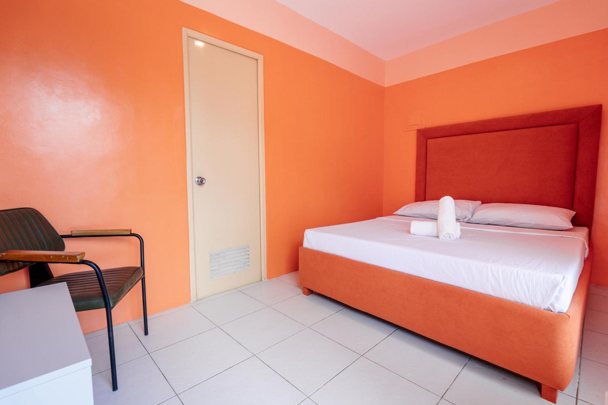 タガイタイ Jacobs Hill Tagaytay Bed & Breakfast エクステリア 写真