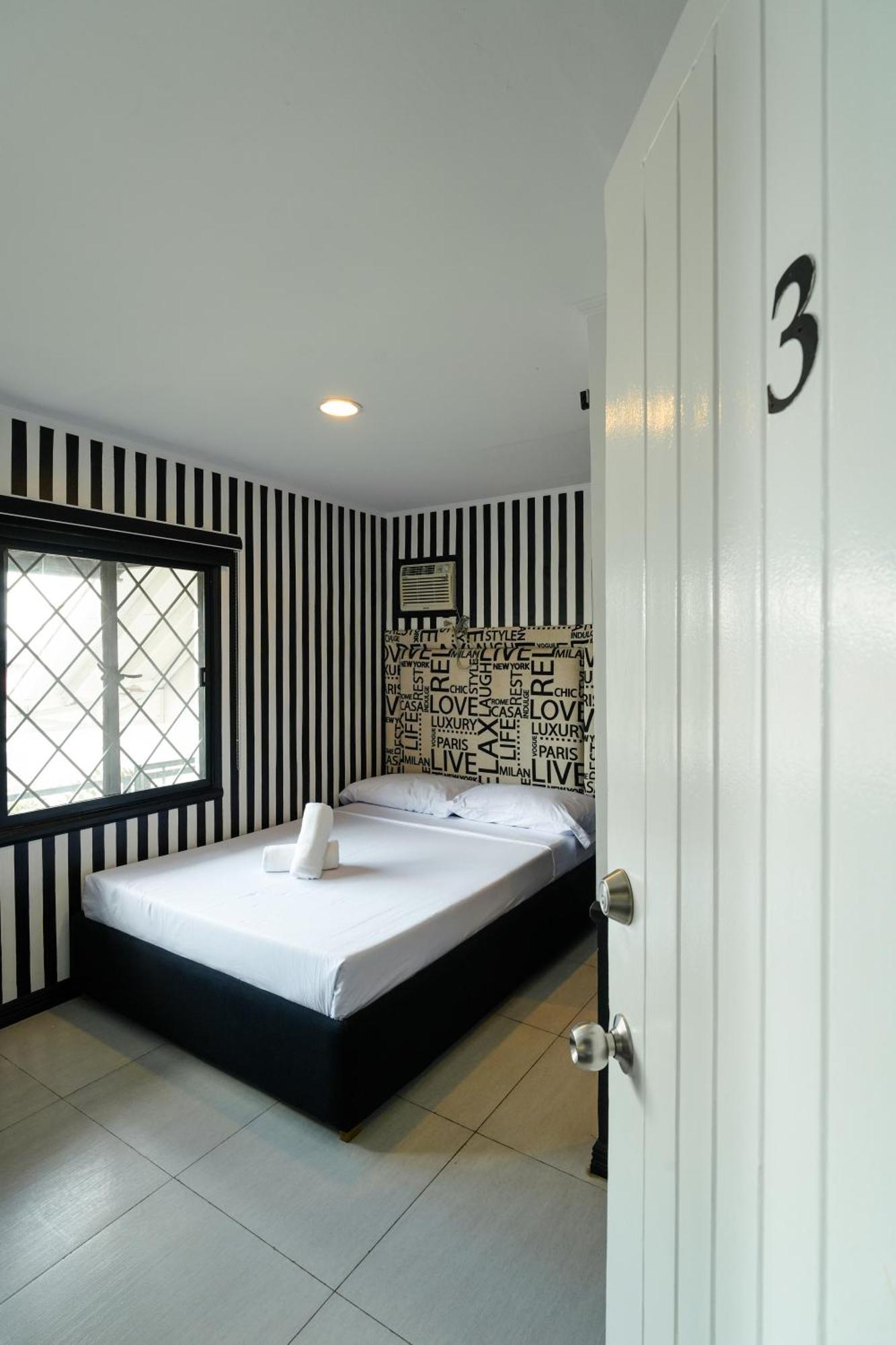 タガイタイ Jacobs Hill Tagaytay Bed & Breakfast エクステリア 写真